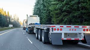 ماشین الات ساختمانی - کامیون باری (Flatbed Truck)
